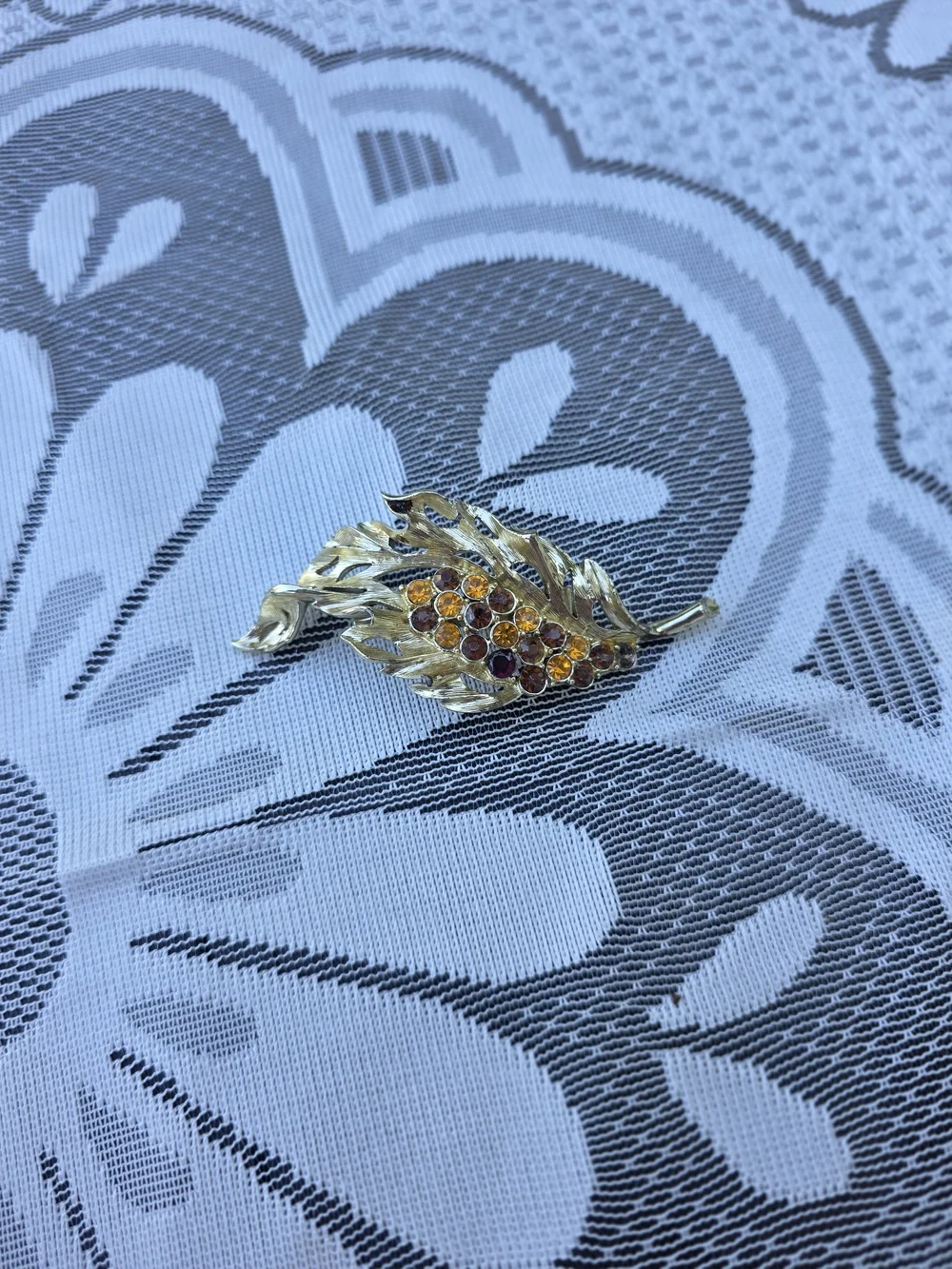 Vintage Gold-Tone Leaf Brooch with Amber and Garnet Crystals